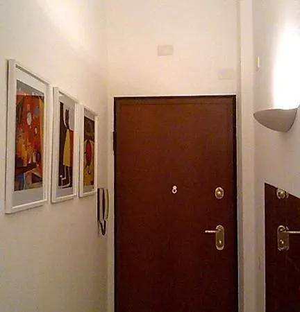 Folchi 26 Roma